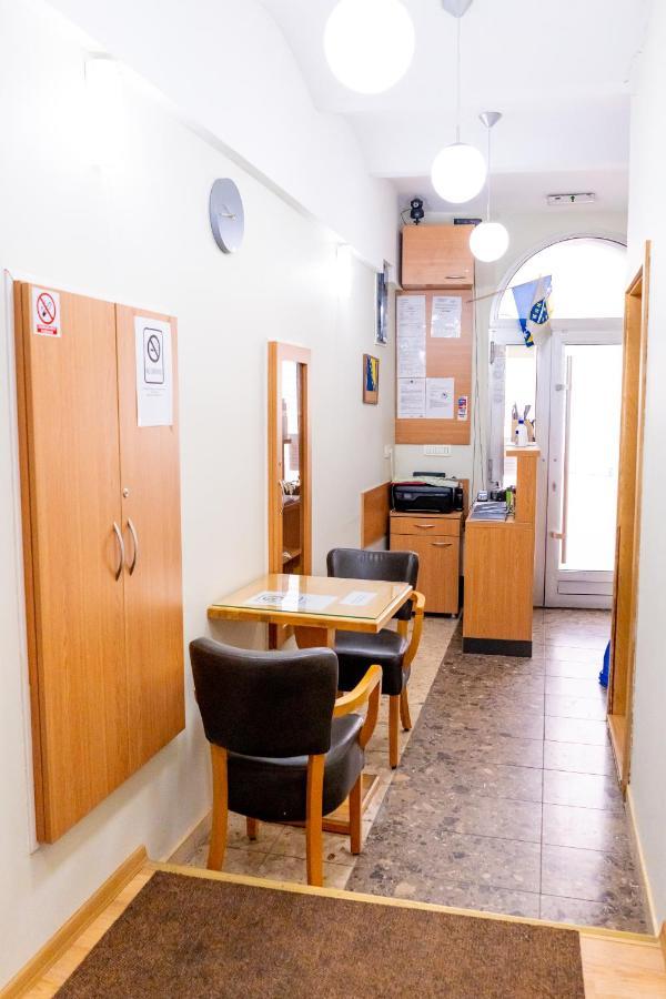 Bascarsija Guesthouse - Private Bath, Tv & Aircon Sarajevo Exterior photo